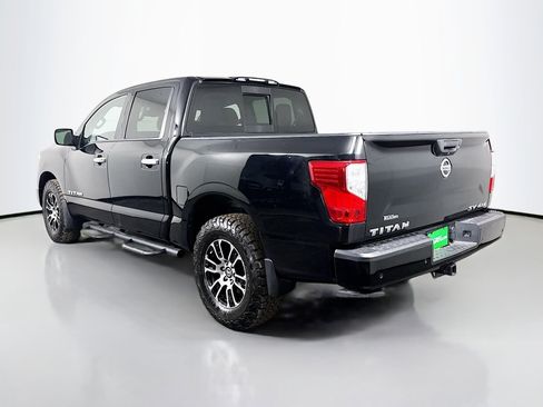 Used 2021 Nissan Titan SV w/ SV Convenience Package image 7