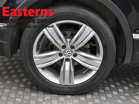 Used 2019 Volkswagen Tiguan SEL Premium AWD/4WD image 31