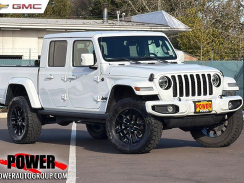 Used 2021 Jeep Gladiator Overland image 1