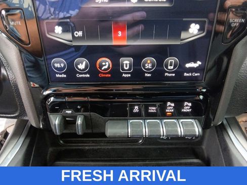 Used 2021 RAM 1500 Laramie RWD image 30