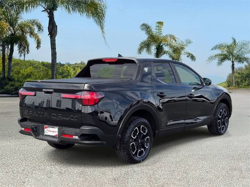 Used 2024 Hyundai Santa Cruz SEL FWD image 4