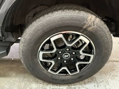 Used 2024 Ford Bronco Outer Banks AWD/4WD image 11