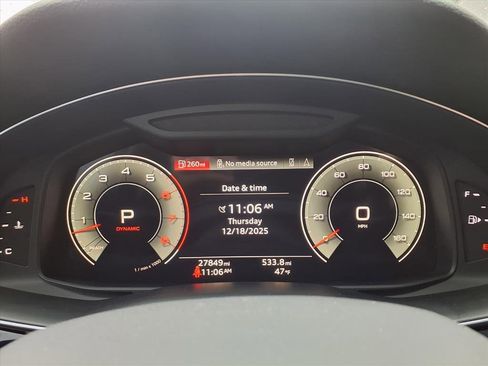 Used 2022 Audi Q7 3.0T Premium image 14