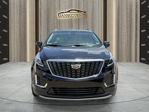 Used 2021 Cadillac XT5 Premium Luxury image 2