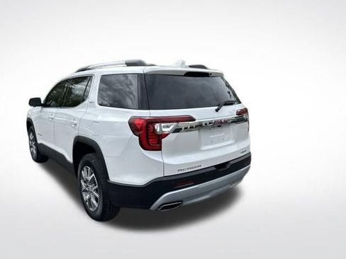 Used 2021 GMC Acadia SLT w/ Technology Package AWD/4WD image 3