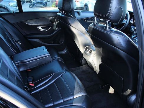 Used 2017 Mercedes-Benz C 300 Sedan image 15