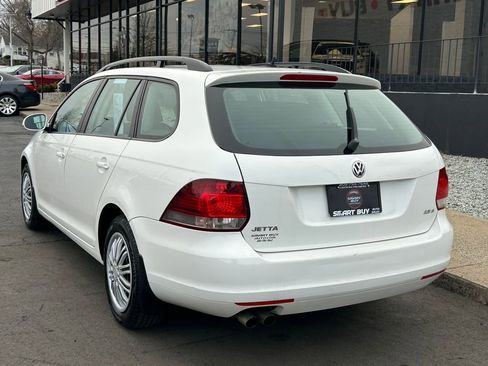 Used 2011 Volkswagen Jetta SE image 9