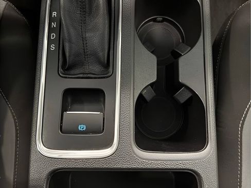 Used 2018 Ford Escape SE AWD/4WD image 24
