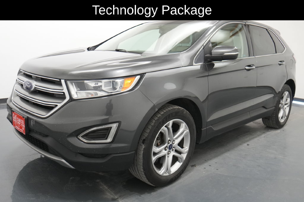 Used 2017 Ford Edge Titanium w/ Technology Package AWD/4WD image 3