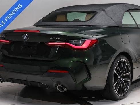 Used 2024 BMW 430i xDrive Convertible w/ M Sport Package AWD/4WD image 4