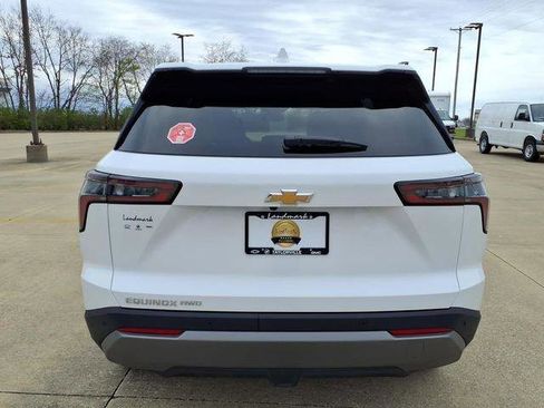 Used 2026 Chevrolet Equinox LT image 18