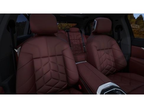 New 2026 BMW 760i xDrive image 11