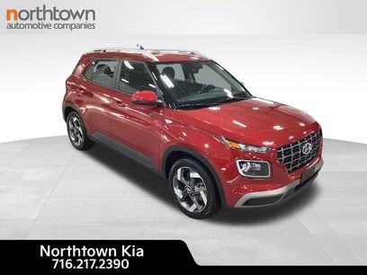 Used 2023 Hyundai Venue Limited w/ Cargo Package