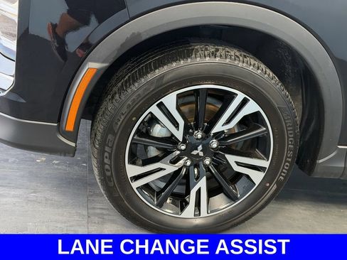 Used 2025 Mitsubishi Eclipse Cross SE AWD/4WD image 4