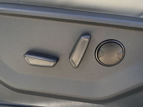 New 2025 Ford Expedition Active image 48