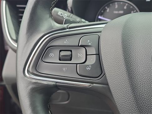 Certified 2023 Buick Envision Essence image 10