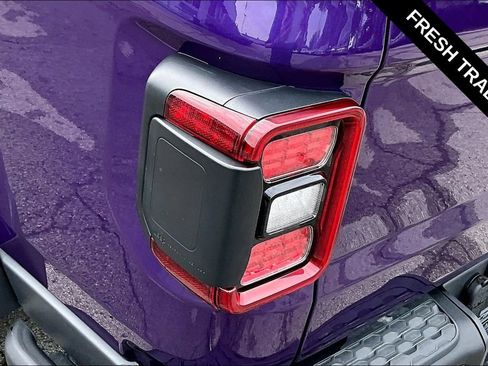 Used 2026 Jeep Gladiator Rubicon w/ Steel Power Dome Hood Package AWD/4WD image 24