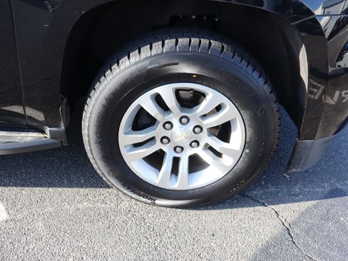 Used 2020 Chevrolet Tahoe LT RWD image 40