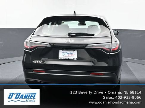 Used 2024 Honda HR-V LX image 5