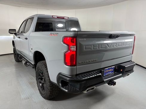 Used 2024 Chevrolet Silverado 1500 LT Trail Boss w/ Convenience Package II AWD/4WD image 7