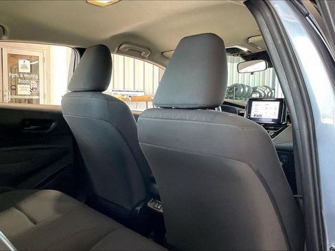 Used 2024 Toyota Corolla LE FWD image 20