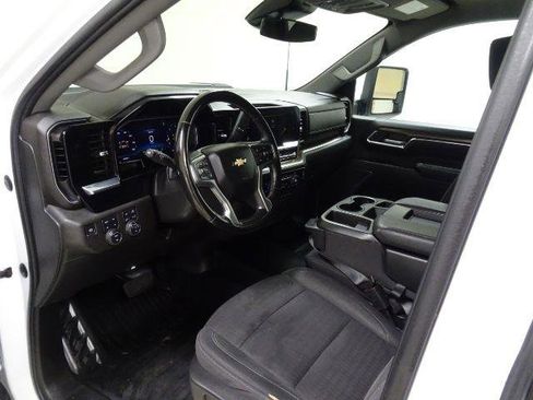 Used 2024 Chevrolet Silverado 2500 LT w/ Convenience Package AWD/4WD image 17