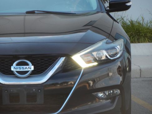 Used 2016 Nissan Maxima SR image 10