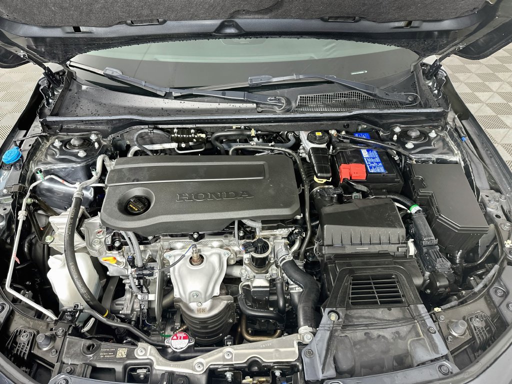 Used 2025 Honda Civic Sport image 28
