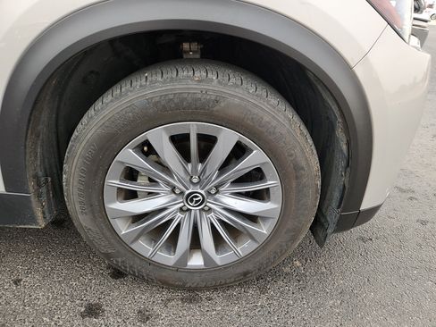 Used 2024 MAZDA CX-90 3.3 Turbo w/ Preferred Plus image 6