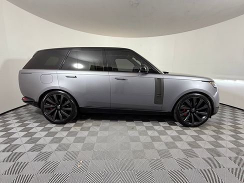 Used 2024 Land Rover Range Rover SV image 8