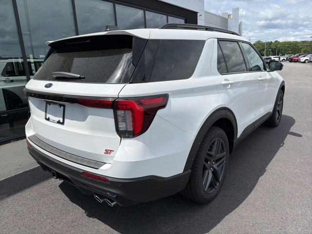 New 2026 Ford Explorer ST w/ Sun And Sound Package AWD/4WD image 3