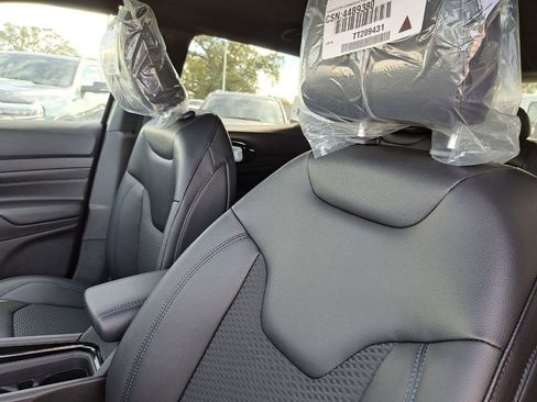 New 2026 Jeep Compass Latitude image 19