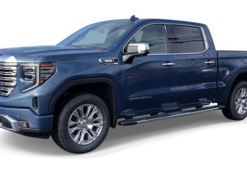 Used 2024 GMC Sierra 1500 Denali AWD/4WD image 4