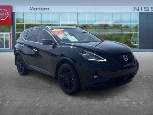 Certified 2024 Nissan Murano SV w/ SV Midnight Edition Package FWD image 3