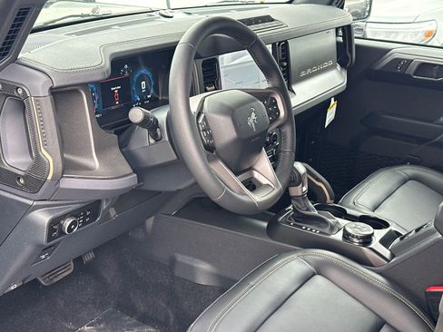 New 2025 Ford Bronco Badlands AWD/4WD image 16