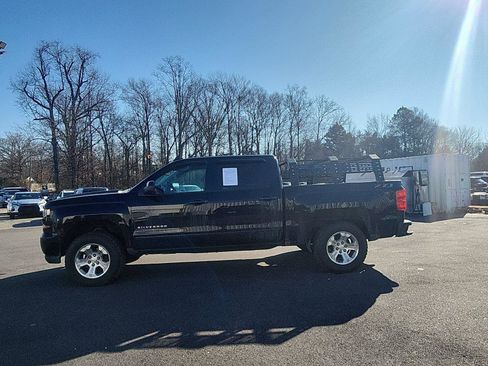 Used 2018 Chevrolet Silverado 1500 LT w/ All Star Edition image 2