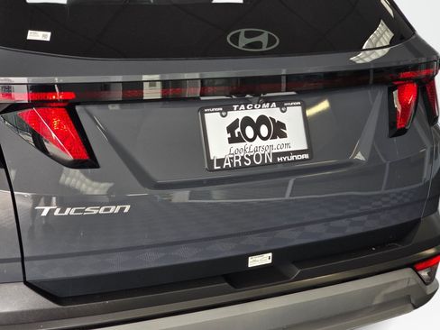 Used 2025 Hyundai Tucson SEL FWD image 13