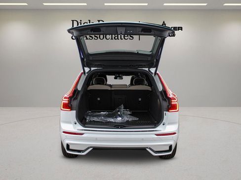 New 2026 Volvo XC60 B5 Plus w/ Protection Package Premier image 65
