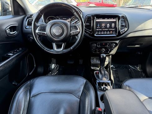 Used 2018 Jeep Compass Limited w/ Navigation Group image 12