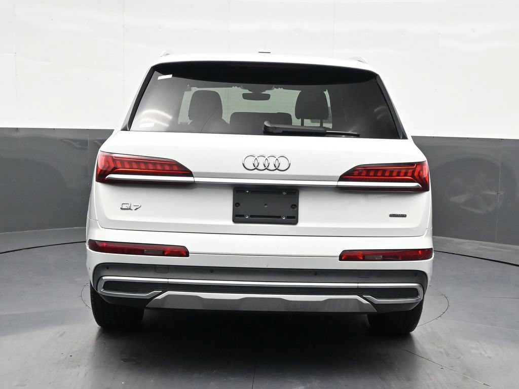 Used 2021 Audi Q7 2.0T Premium w/ Convenience Package AWD/4WD image 4