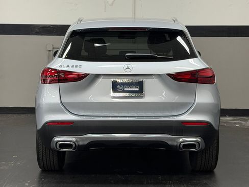 Used 2026 Mercedes-Benz GLA 250 image 11