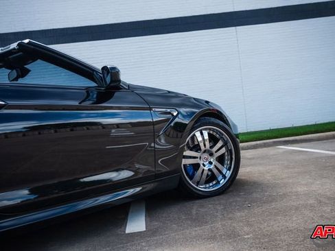Used 2013 BMW M6 Convertible RWD image 31