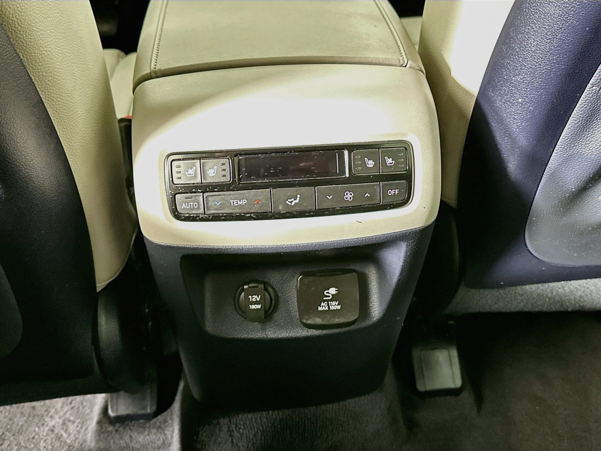 Used 2024 Hyundai Palisade Limited AWD/4WD image 29