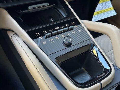 New 2026 Porsche Cayenne E-Hybrid image 27