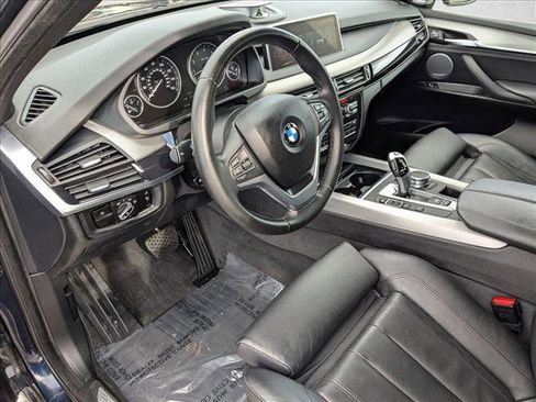 Used 2017 BMW X5 xDrive50i image 10