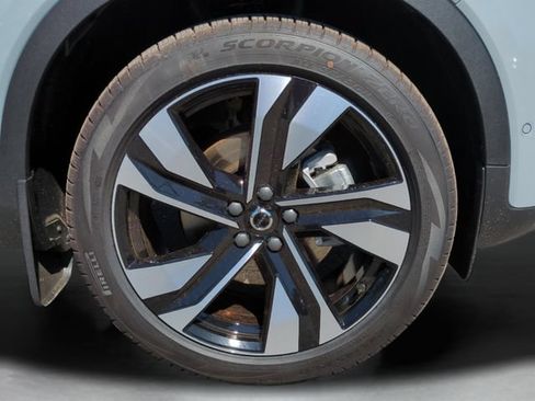 New 2026 Volvo XC40 B5 Ultra AWD/4WD image 27