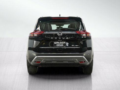 Used 2023 Nissan Rogue SL w/ SL Premium Package AWD/4WD image 4