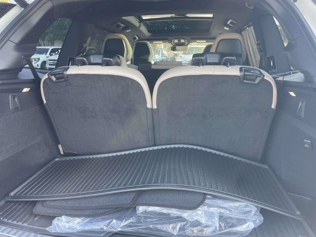 Certified 2026 Volvo XC90 B6 Ultra w/ Protection Package Premier AWD/4WD image 10