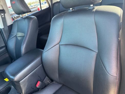 Used 2020 Toyota 4Runner 4WD image 15
