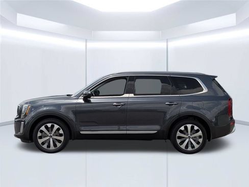 Used 2020 Kia Telluride S FWD image 2